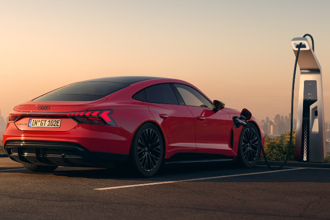 e-tron%20GT%20quattro